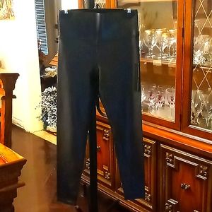 High Rise 7/8 Legging in Crocodile Takara Shine